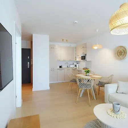 Lux Ii , - Aqua Polanki , Baseny , Sauny , Silownia Apartman *